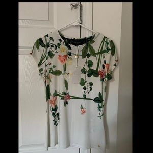 NWO EEIDSN PALACE GARDEN FEET Ted Baker T-shirt